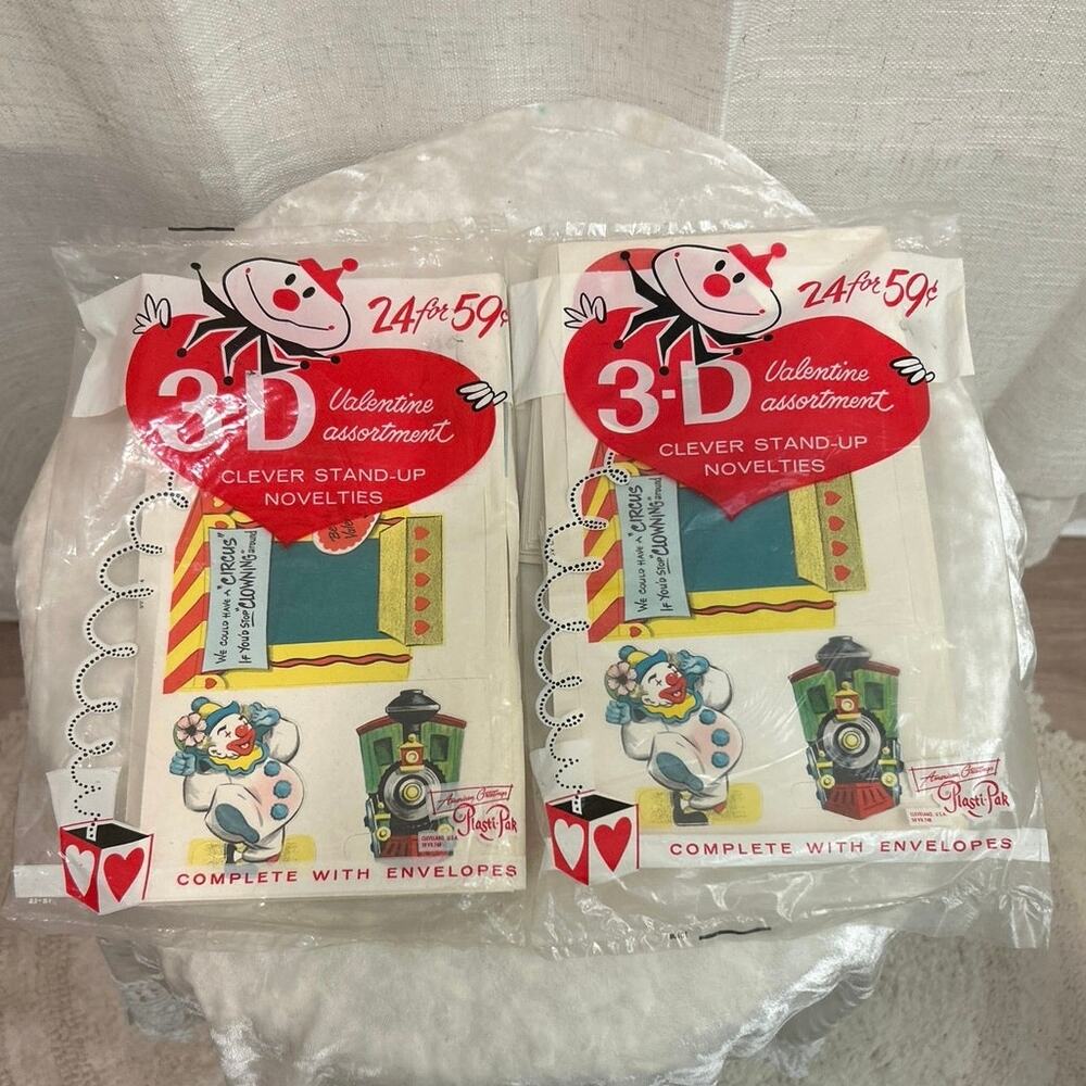 Vtg 1960s, 3-D Valentine Assorted Clever Standup Cards Sealed NOS (lot of 2, #5